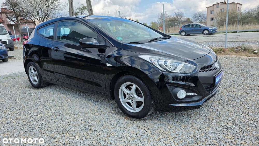 Hyundai i30 1.4 Fifa World Cup Edition - 10