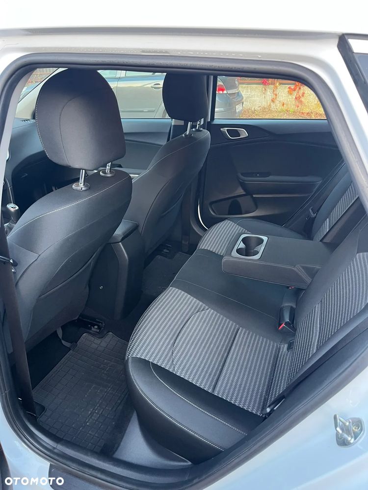 Kia Ceed 1.5 T-GDI L - 21