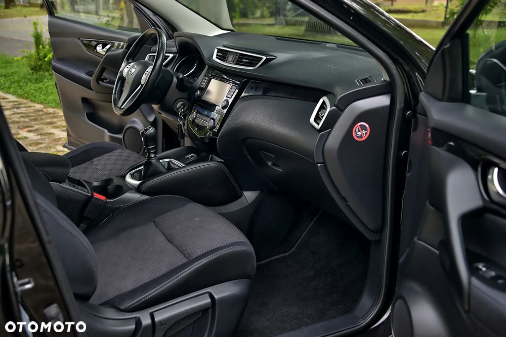 Nissan Qashqai 1.6 DIG-T Acenta - 29