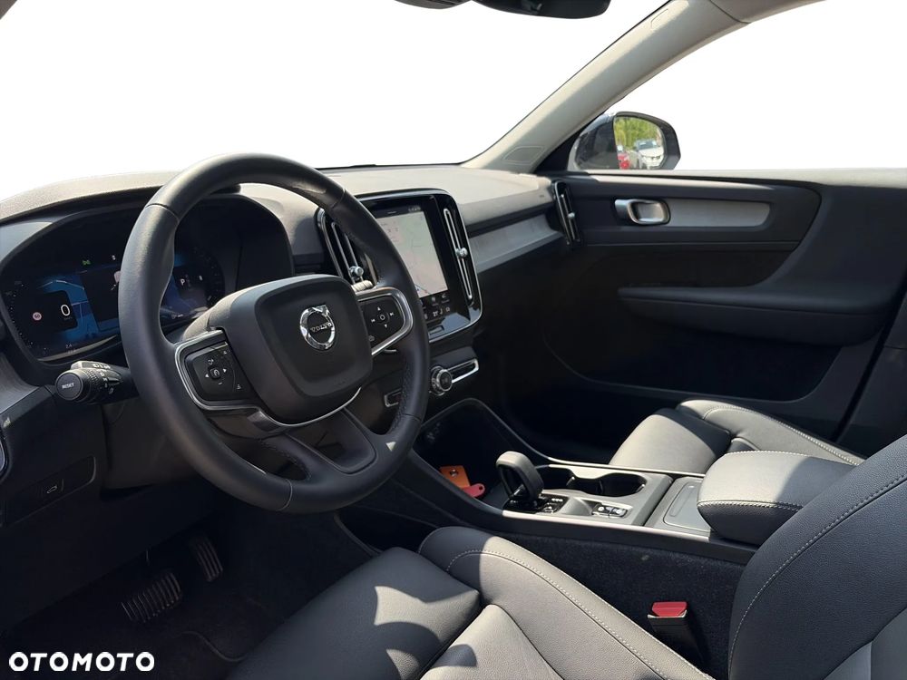 Volvo XC 40 B3 Core - 13