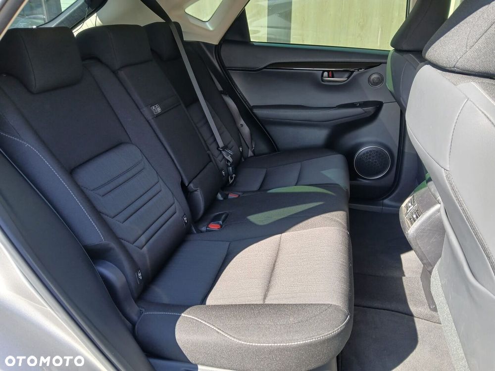 Lexus NX 300h Elegance Optimum AWD - 24