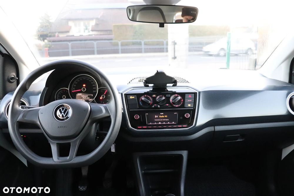 Volkswagen up! - 8