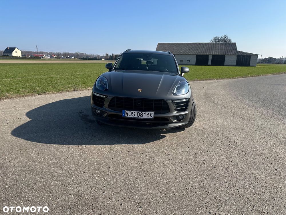 Porsche Macan - 2