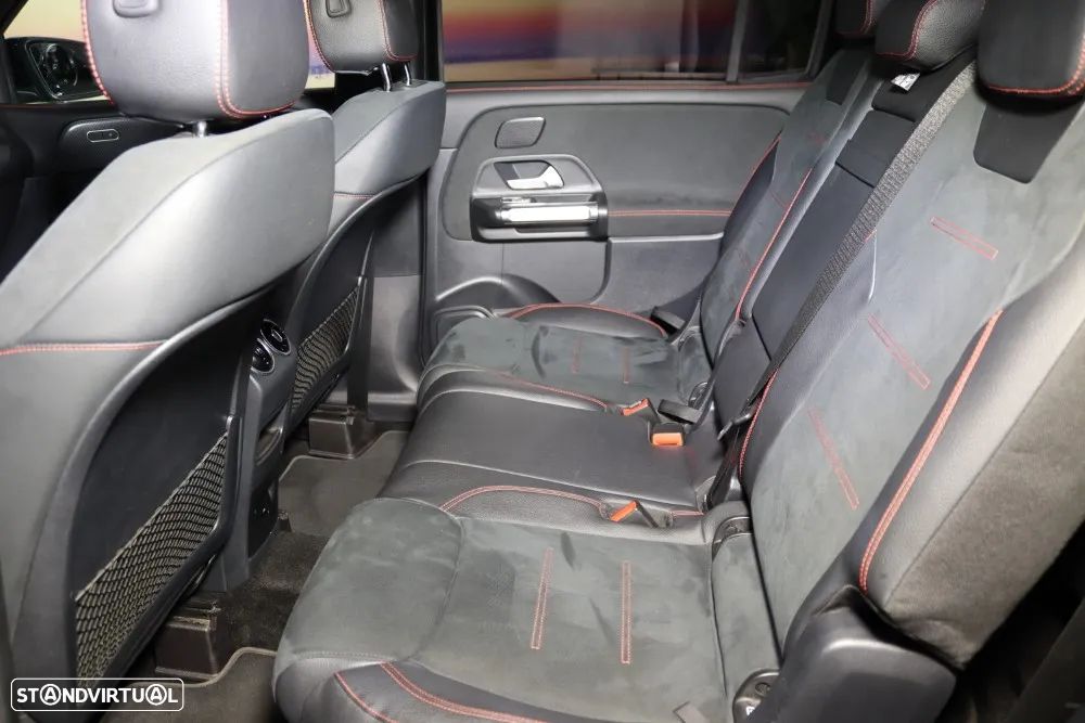 Mercedes-Benz GLB 200 AMG Line - 19