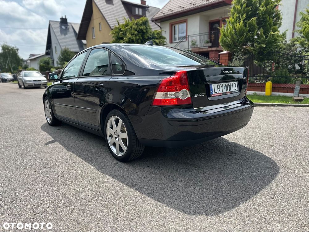 Volvo S40 2.4 Momentum - 4