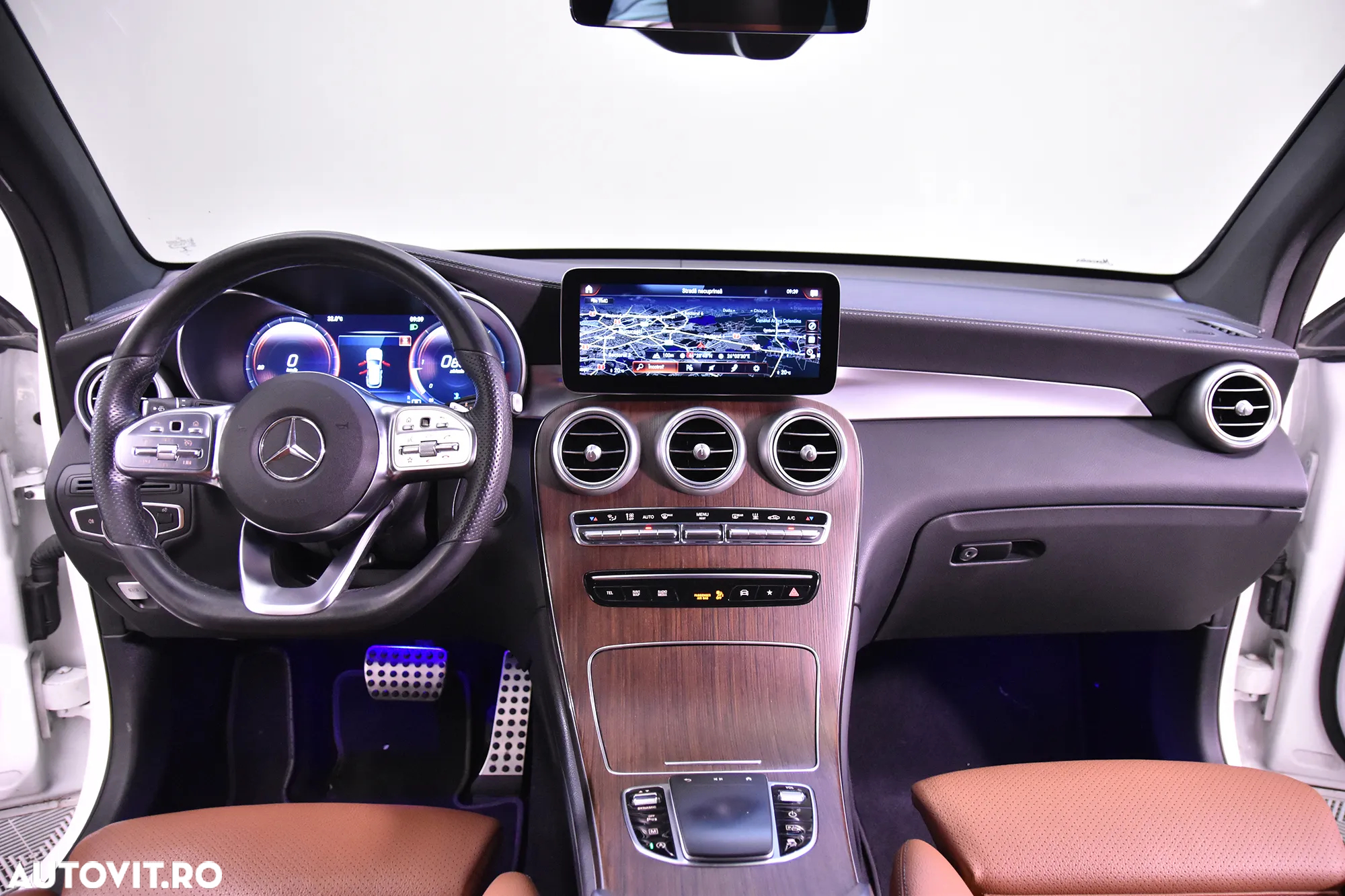Mercedes-Benz GLC 220 d 4MATIC - 9