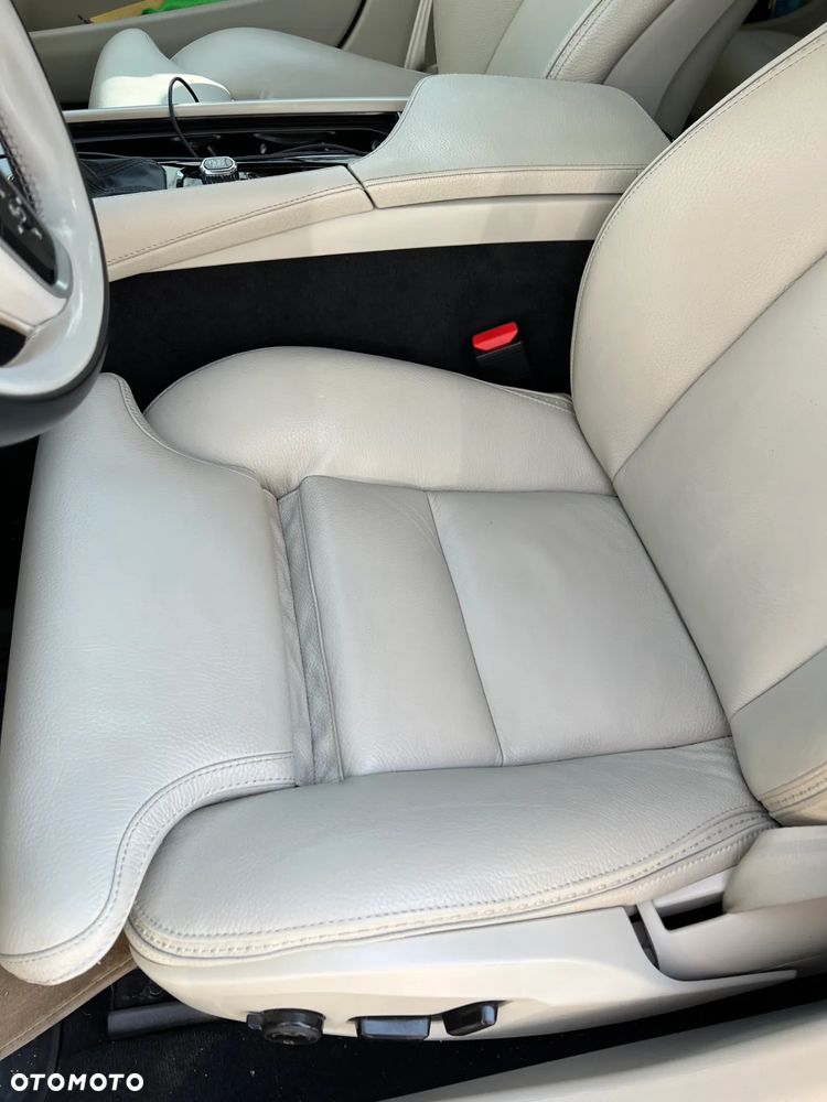 Volvo V90 Cross Country D5 SCR AWD - 10