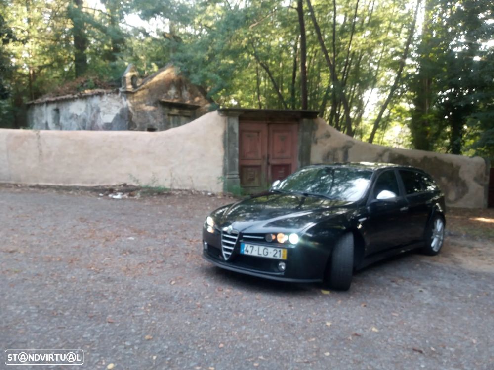 Alfa Romeo 159 Sportwagon 2.0 JTDm Distinctive P.TI - 11