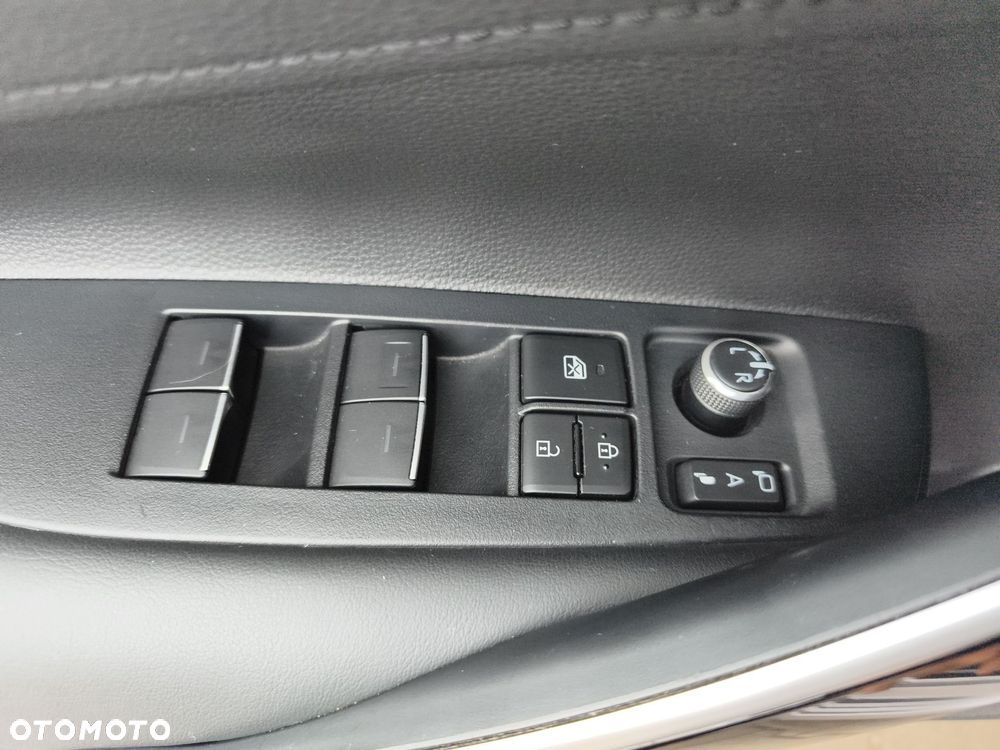 Toyota Corolla 1.8 Hybrid Executive - 20