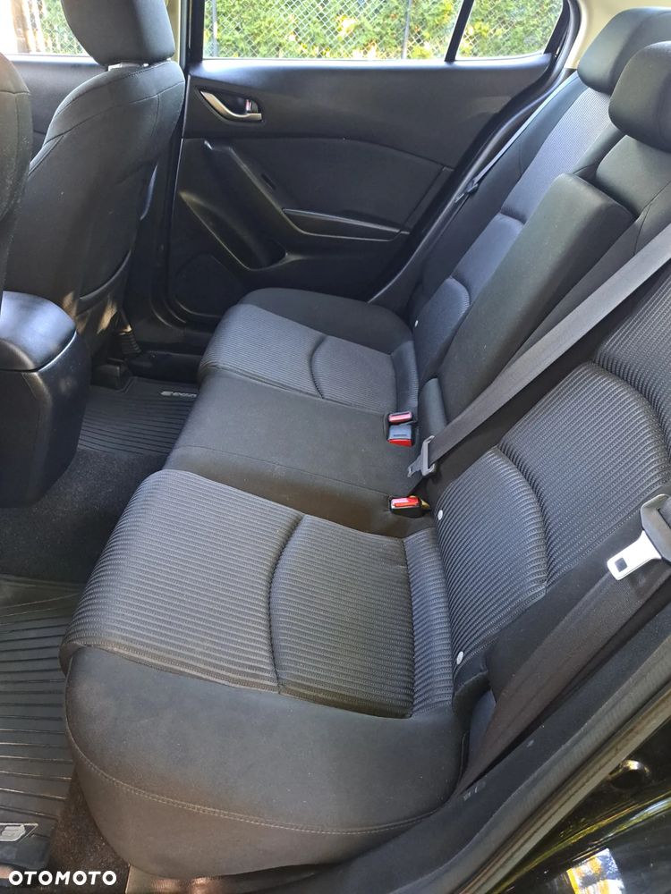 Mazda 3 - 6