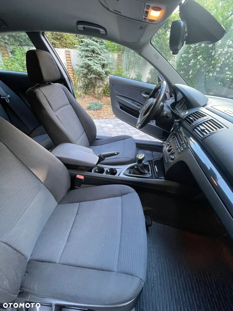 BMW Seria 1 118d - 6
