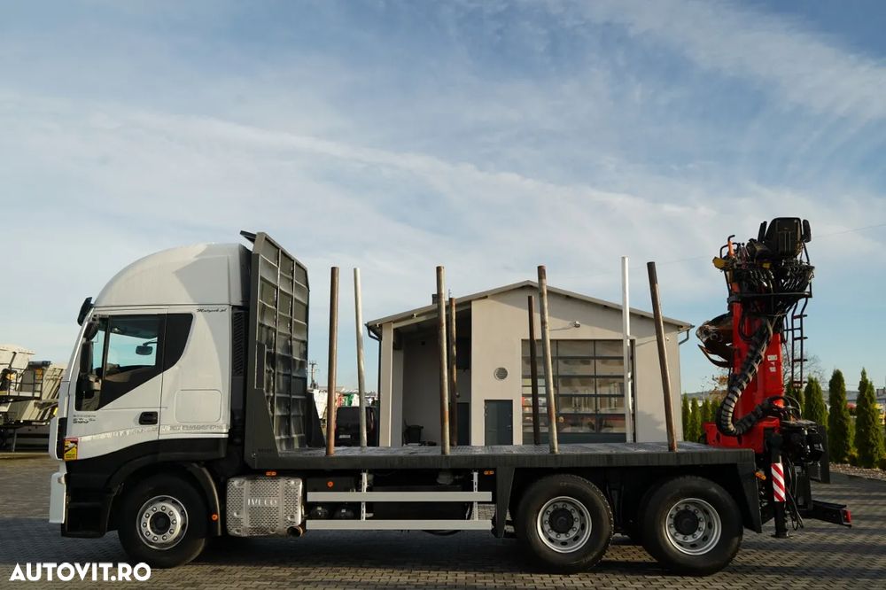 Iveco STRALIS 560 / 6X4 / PENTRU LEMN / PENTRU COPACI / PENTRU PĂDURE / REMORCĂ PALFINGER EPSILON / CAPACITATE DE RIDICARE - 5.250 KG - 7