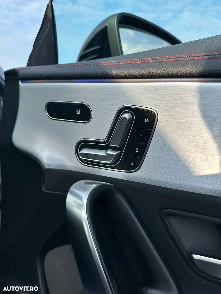 Mercedes-Benz CLA 220 7G-DCT AMG Line - 17