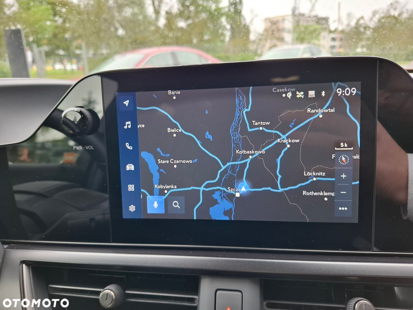 Lexus UX - 31