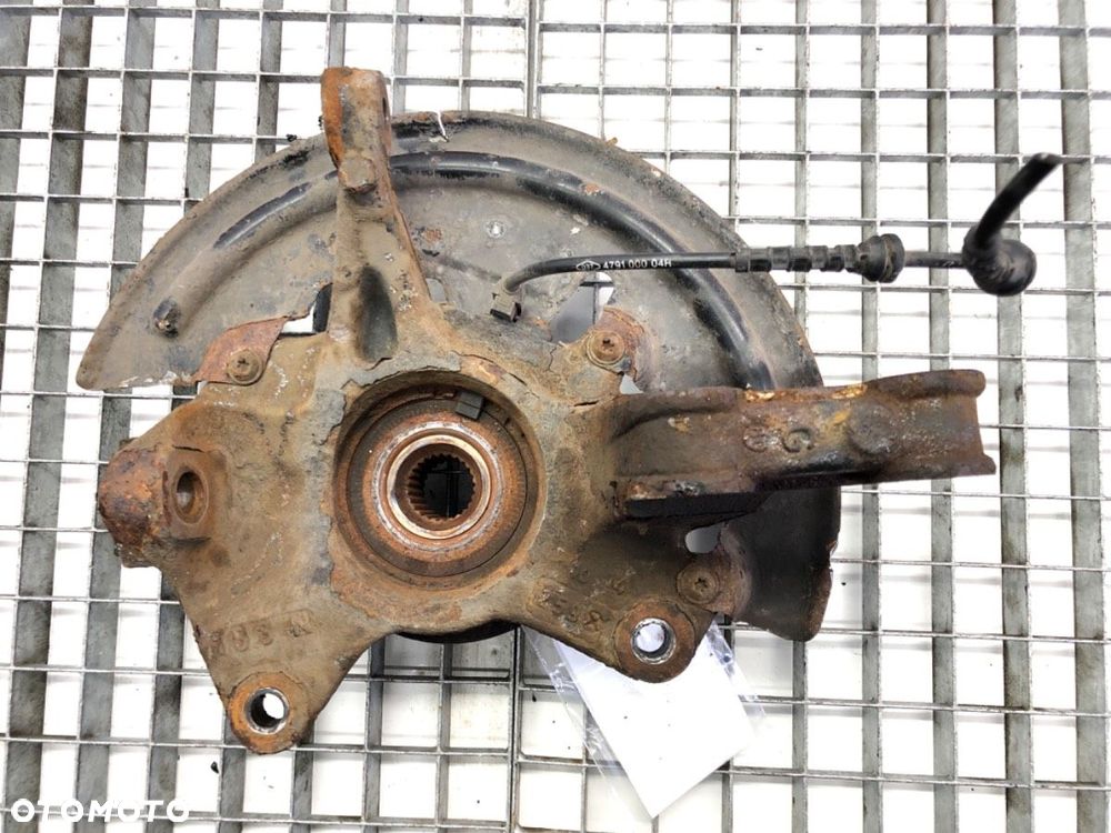 ZWROTNICA LEWY PRZÓD  RENAULT MEGANE III liftback (BZ0/1_, B3_) 2008 - 2022 1.6 16V (BZ1B, BZ1H) 81 - 3