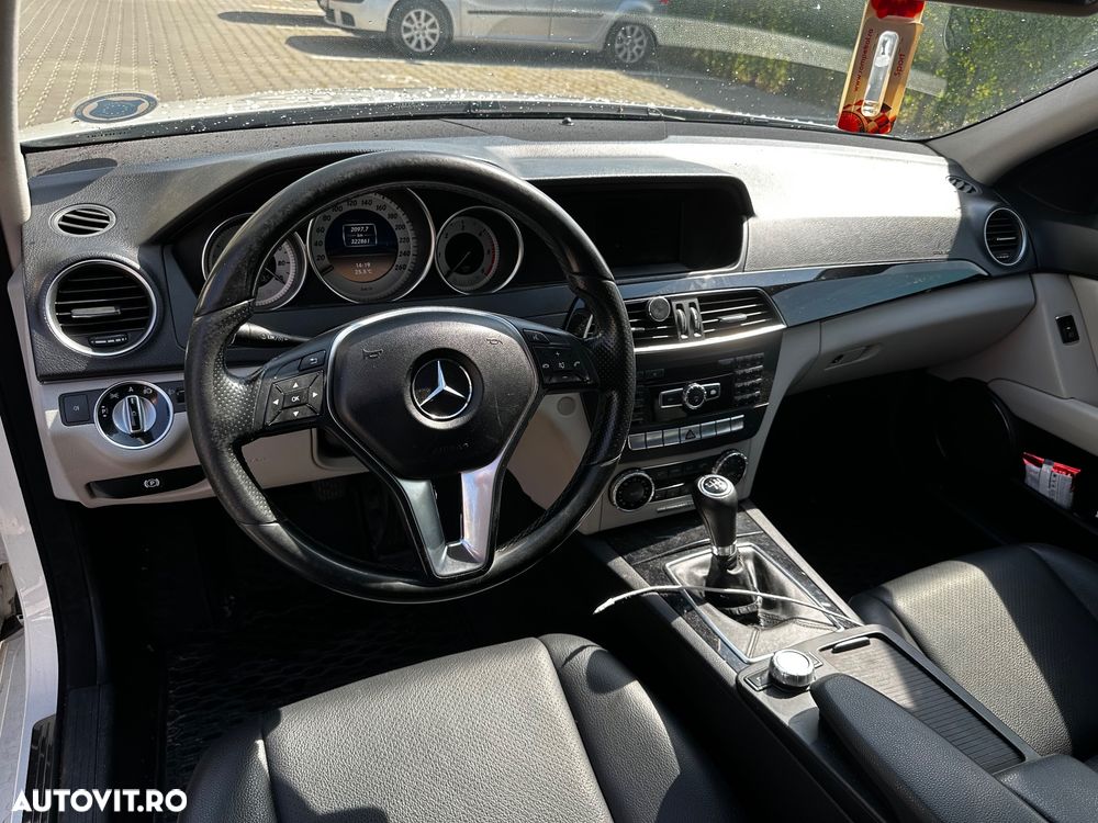 Mercedes-Benz C 200 CDI BlueEFFICIENCY - 8