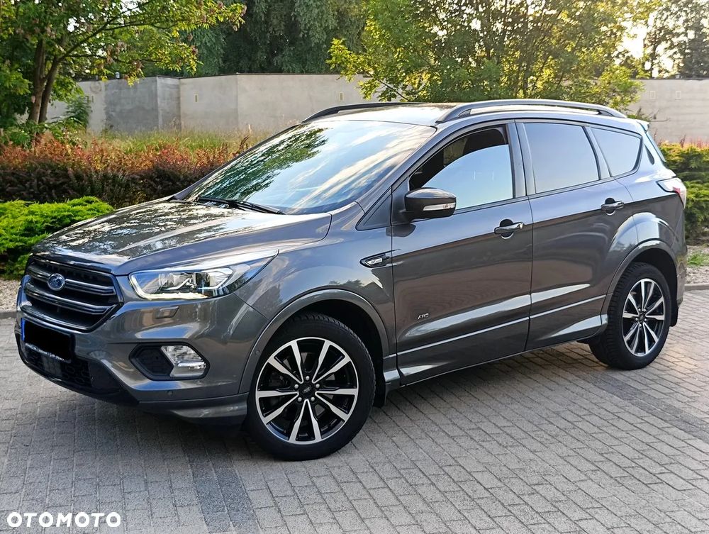 Ford Kuga 1.5 EcoBoost 4x4 ST-Line - 4