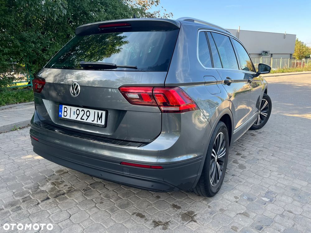 Volkswagen Tiguan - 5