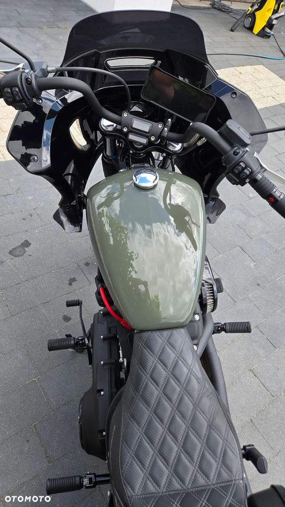 Harley-Davidson Softail Street Bob - 19