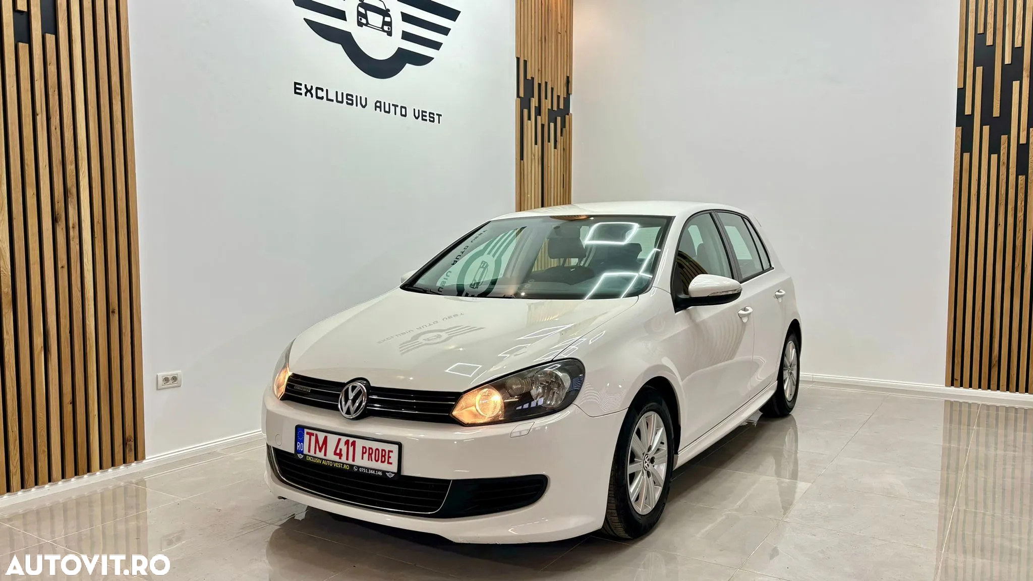 Volkswagen Golf 1.6 TDI DPF BlueMotion - 13