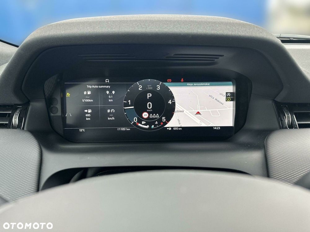 Land Rover Discovery Sport - 21