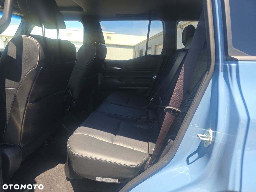 Toyota Land Cruiser - 15