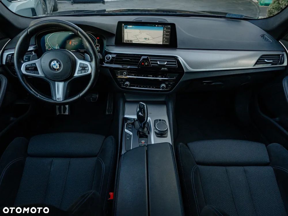 BMW Seria 5 530e iPerformance xDrive M Sport sport - 6