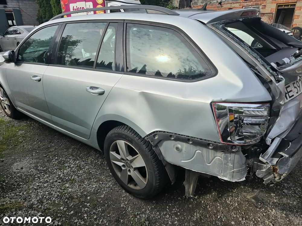 Skoda Octavia 1.6 TDI Ambition - 10