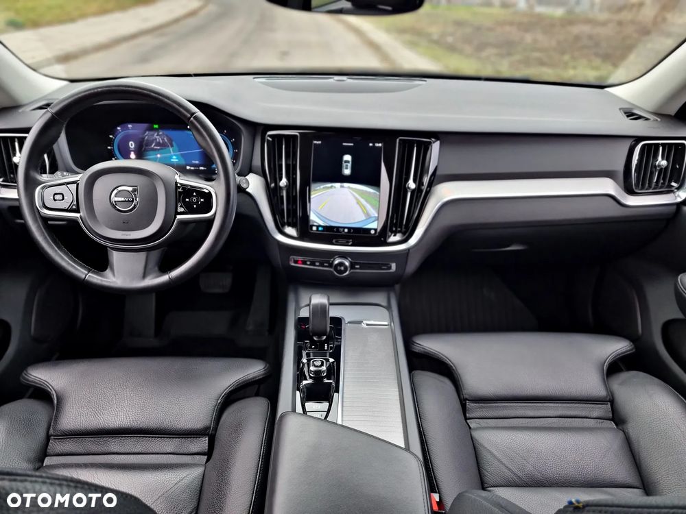 Volvo V60 Cross Country B4 D AWD Geartronic Pro - 30