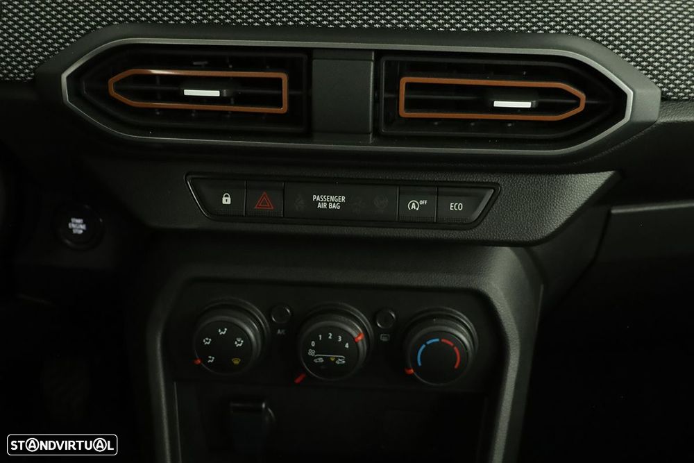 Dacia Sandero 1.0 ECO-G Expression Bi-Fuel - 11