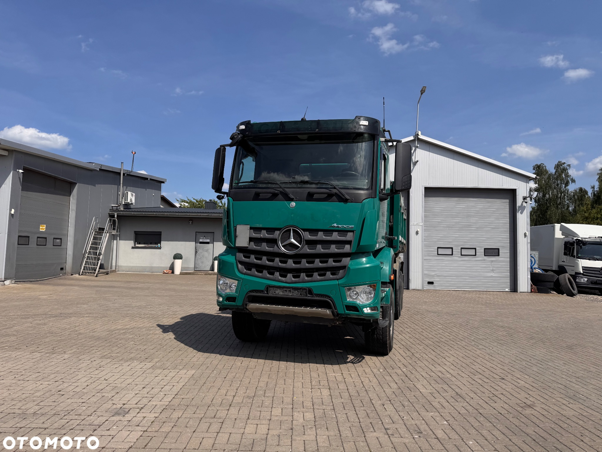 Mercedes-Benz Arocs 6x6 3351 K MEILLER HYDROBURTA - 18