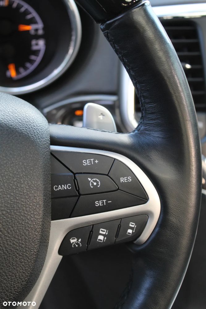 Jeep Grand Cherokee 3.6 V6 Pentastar 4WD Automatik Overland - 36