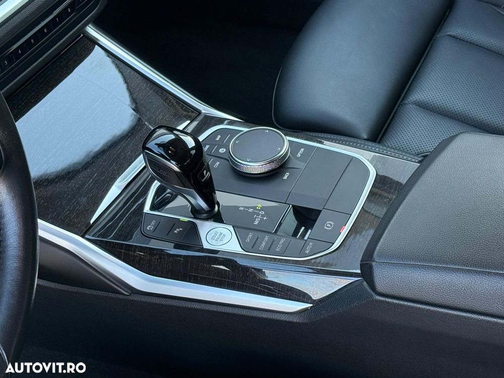 BMW Seria 3 320d xDrive AT MHEV - 9