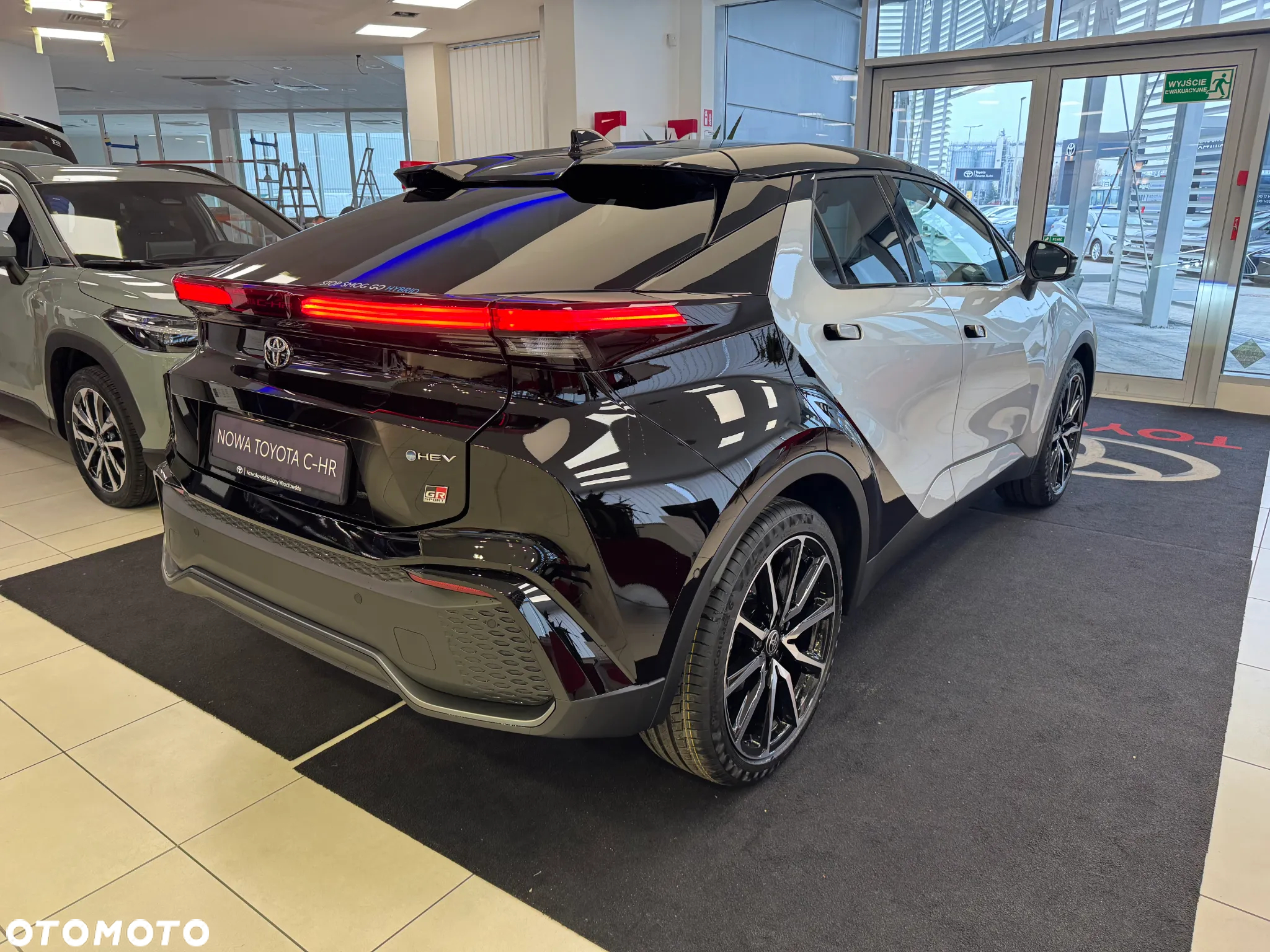 Toyota C-HR 2.0 Hybrid Dynamic Force GR Sport - 3