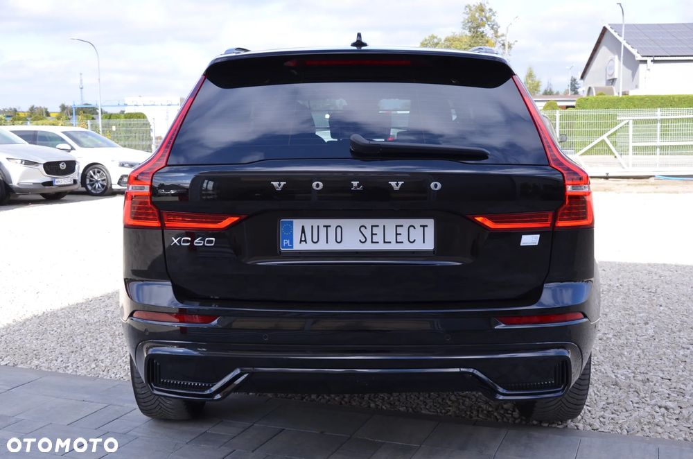 Volvo XC 60 T8 Plug-In Hybrid AWD Ultra Black Edition - 15