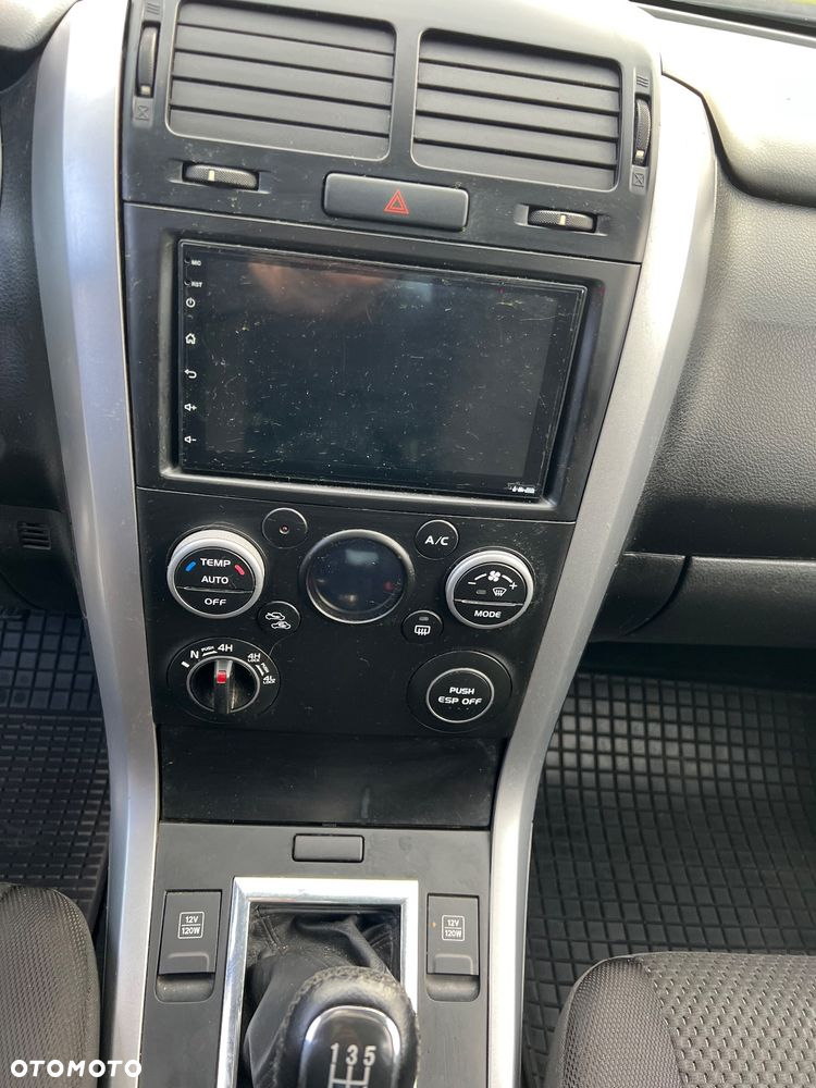 Suzuki Grand Vitara 1.9 DDiS Comfort + DPF - 13