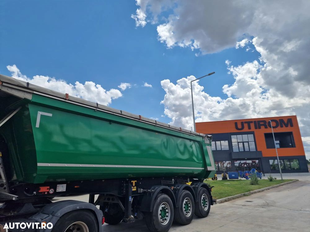 Schmitz Cargobull SKi 8,2, 28mc, EX DEMO-FULL OPTION, 2022, 29500 EUR+Tva, oblon rabatabil hidraulic spate, prelata pe role cu telecomanda, axa liftabila, LED, Anvelope 95% ok, scena vizitare, picioare sprijn, HARDOX, posibil leasing 4 ani-SUPER PRET 29.500 EUR+Tva - 33