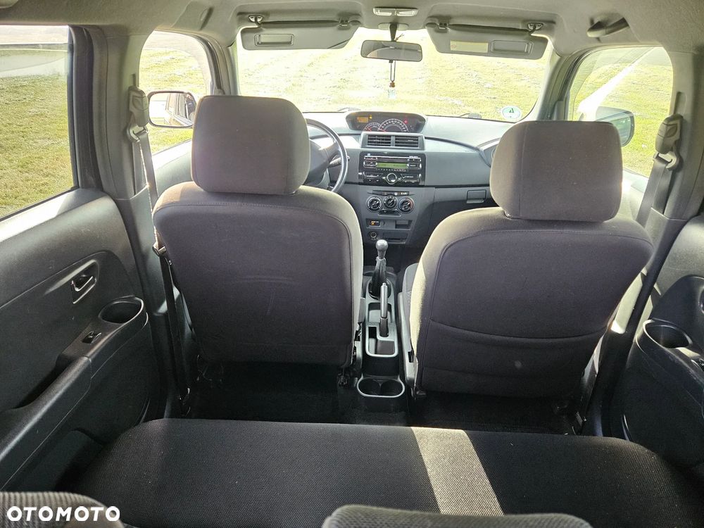 Daihatsu Materia - 16