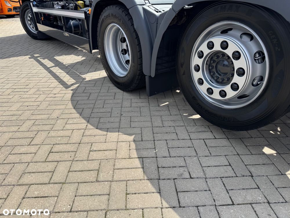 MAN TGX - 23