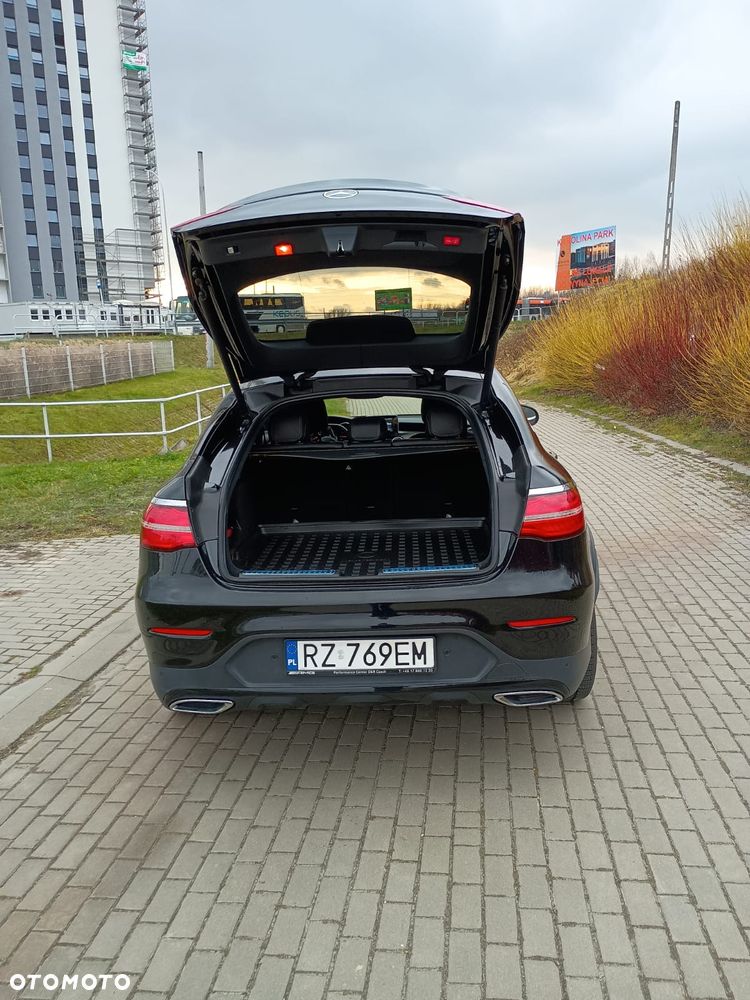 Mercedes-Benz GLC 220 d 4Matic 9G-TRONIC AMG Line - 13