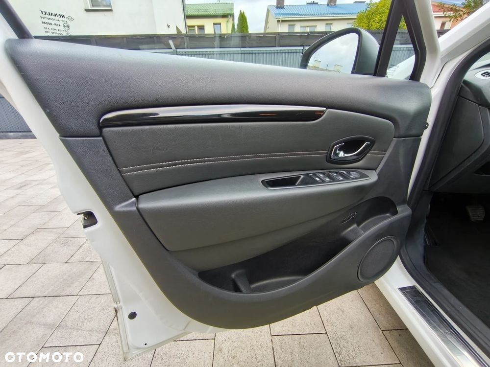 Renault Scenic - 13