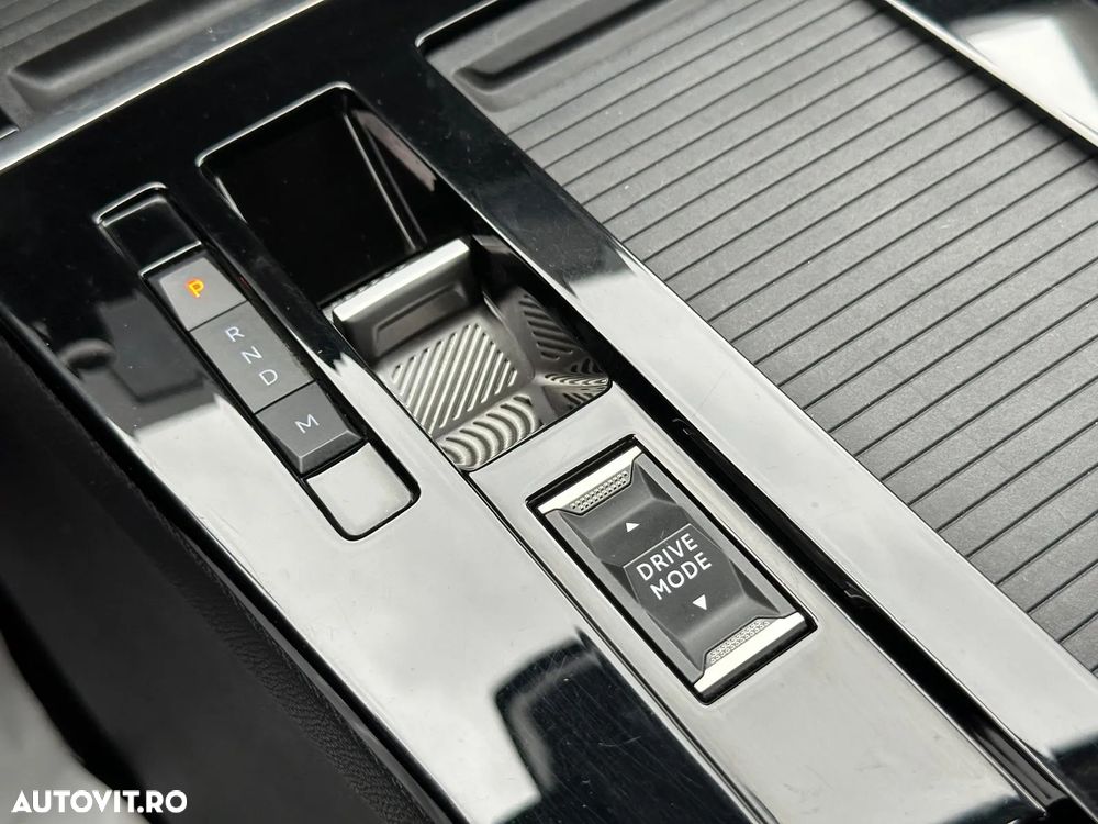 Opel Astra 1.2L Turbo Start/Stop AT8 Elegance - 32