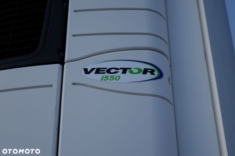 Lamberet CHŁODNIA / SR2 / CARRIER VECTOR 1550 / SAF / DRUKARKA / KOSZ NA KOŁO ZAPASOWE - 9