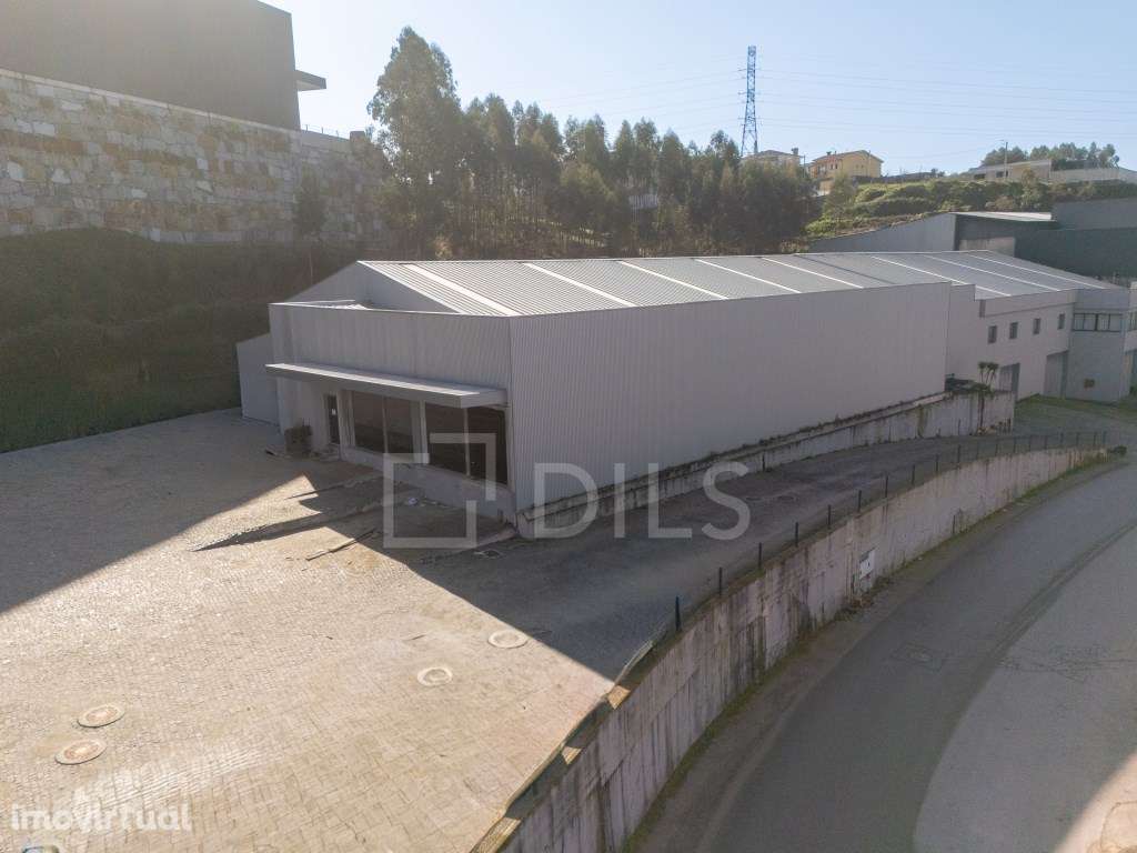 Armazém para venda, em Fojo Velho, Rebordosa, Porto - Grande imagem: 2/16