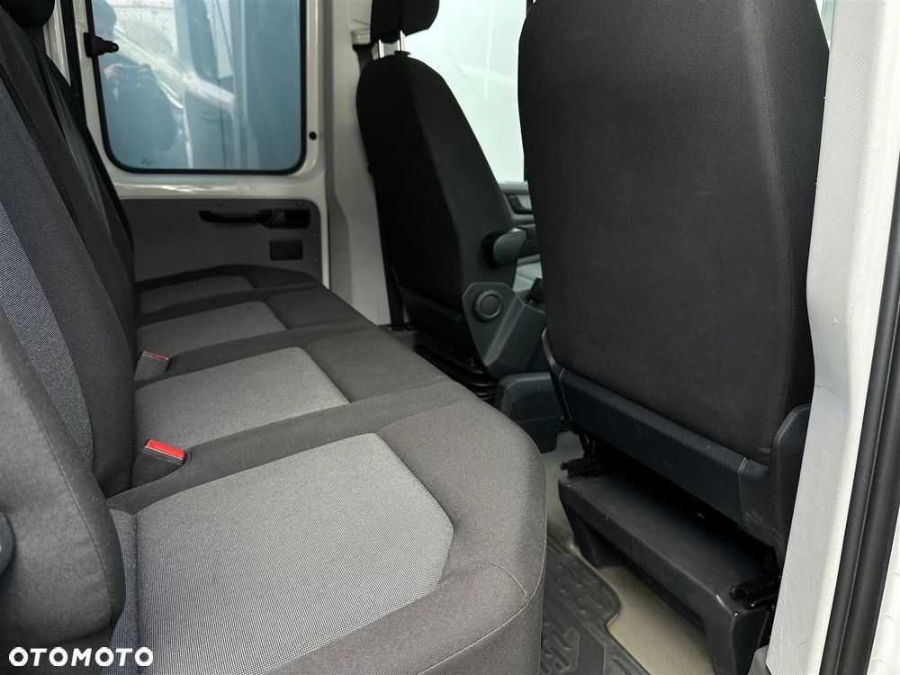 Volkswagen Crafter 35 Podwójna kabina - 9