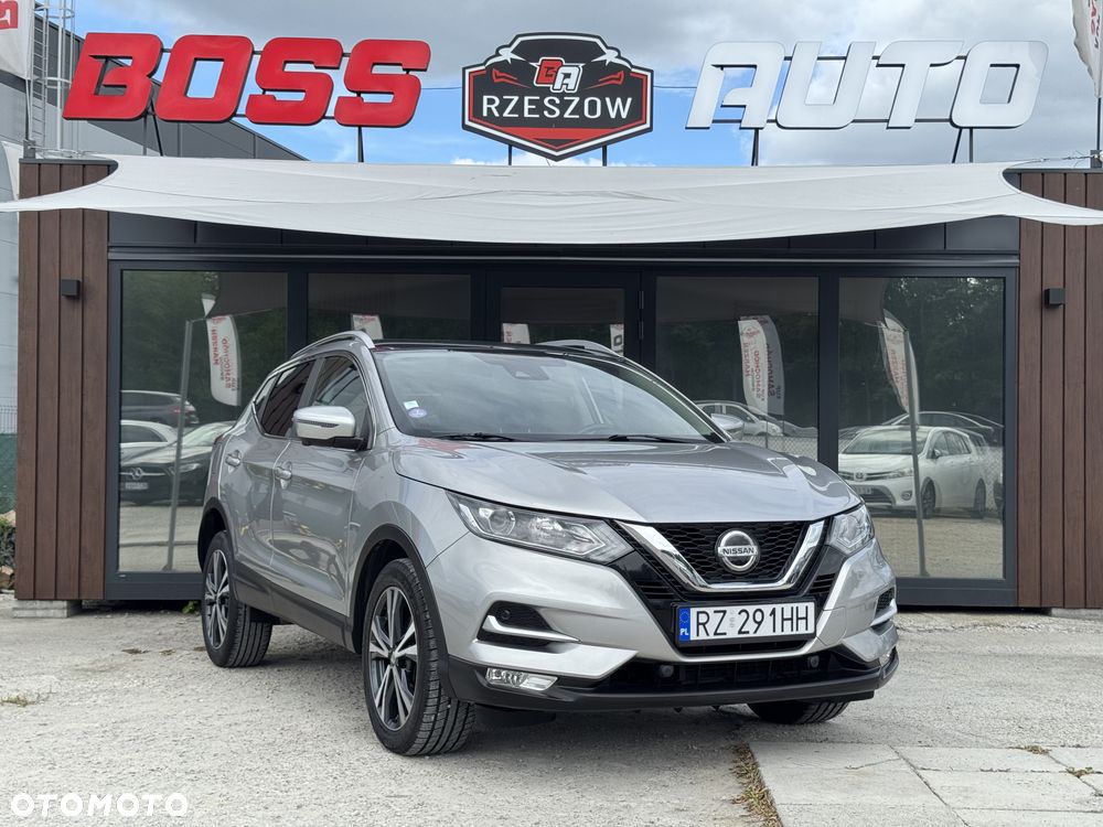 Nissan Qashqai 1.3 DIG-T N-Connecta DCT - 2
