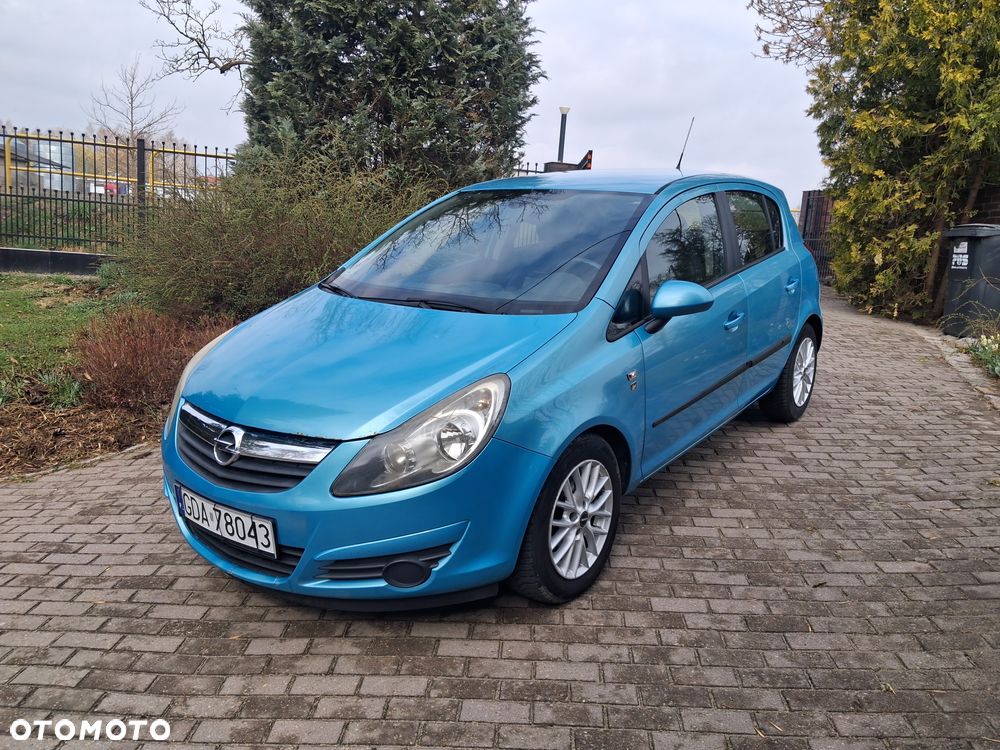 Opel Corsa 1.2 16V Cosmo - 2