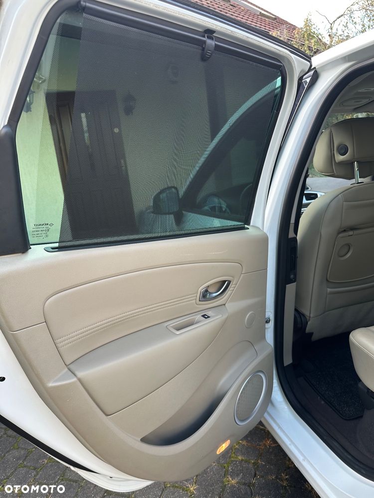 Renault Scenic - 23