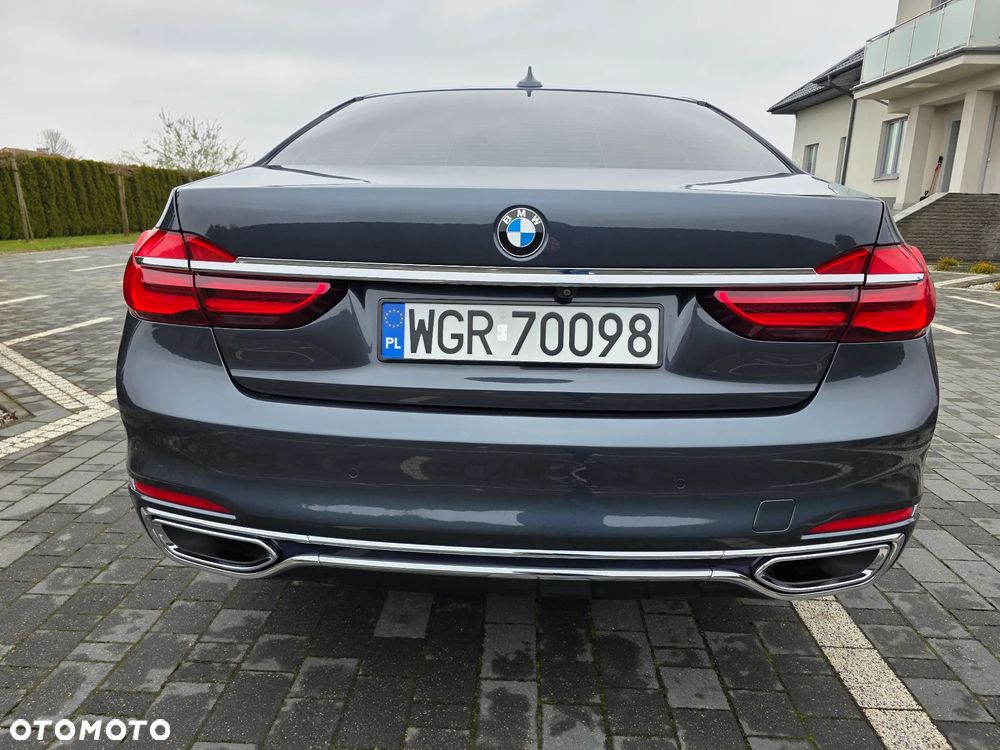 BMW Seria 7 730d xDrive - 34
