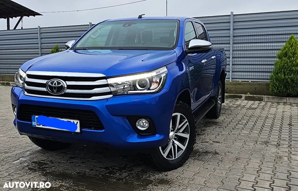 Toyota Hilux 4x4 Double Cab A/T cu Safety Sense Style - 1